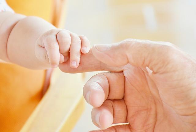 Vztah mezi olizováním a emocionálním stavem psa